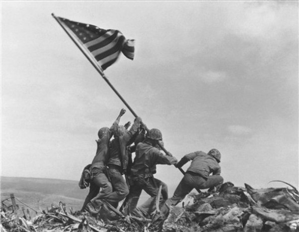 U.S. Marines raising the flag on Iwo Jima [1945]