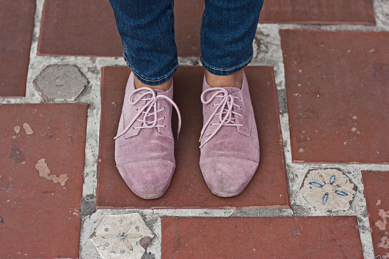 Segunda-feira: Os sapatos oxford de camurça estão judiados de tanto que eu uso. Vão com tudo // Sapato oxford Shoestock