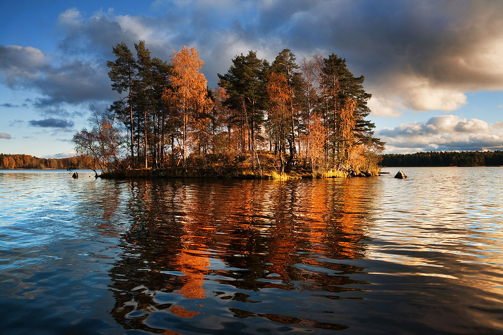 Lago Vuoksa, divisa da Rússia e da Finlândia (120 votos)