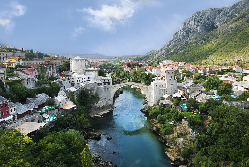 Stari Most - Panorama da velha ponte do rio Neretva (180 votos)