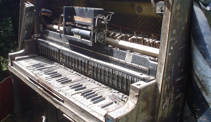 Pianos abandonados