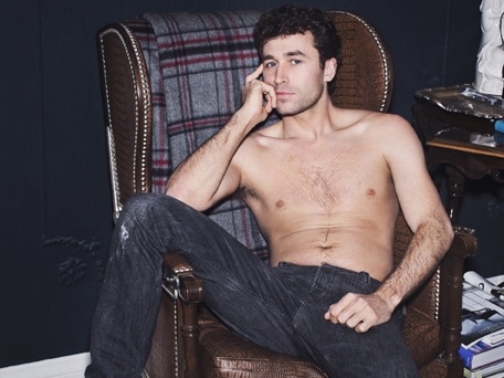 James Deen, o ator pornô, na Tpm especial nudez