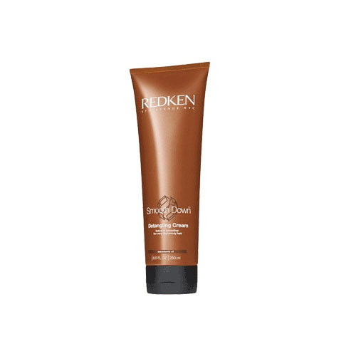 Smooth Down Detangling Cream da Redken, R$ 85. Diminui o frizz e deixa o cabelo brilhoso no ato