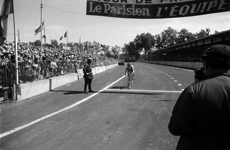 Revista LIFE cobre o Tour de France de 1953