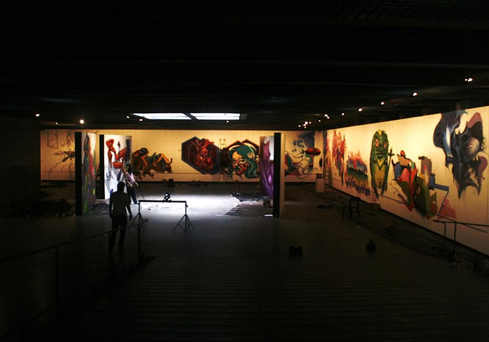 Montagem da 2ª Bienal Internacional Graffiti Fine Art