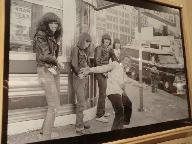 Acervo do Ramones Museum em Berlim