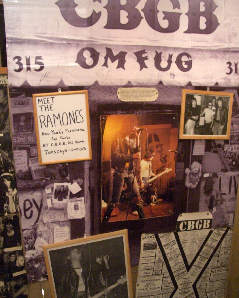 Acervo do Ramones Museum em Berlim