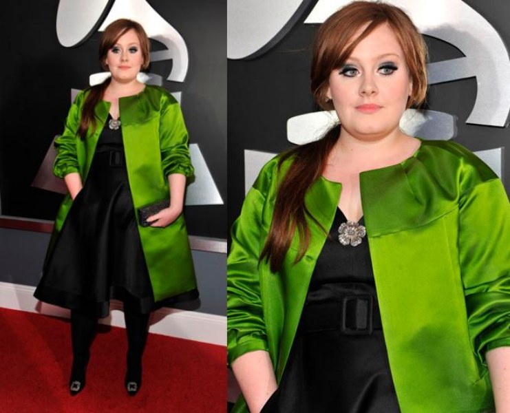 Moda - No Grammy 2009, onde sua stylist foi ninguém menos do que a poderosa Anna Wintour, Adele quebrou o preto de sempre com um sobretudo verde. Nesta ocasião ganhou dois prêmios, o de Artista Revelação e Melhor Performance Feminina com a canção 'Chasing Pavements'