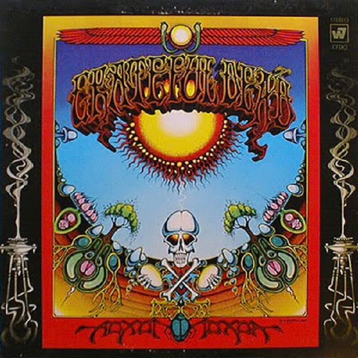 The Grateful Dead - Aoxomoxoa: No auge do experimentalismo hippie de Jerry Garcia e companhia, a banda californiana lançou um LP com dezenas de símbolos fálicos na capa. O disco de 1969 é um dos favoritos entre os Deadheads mais dedicados