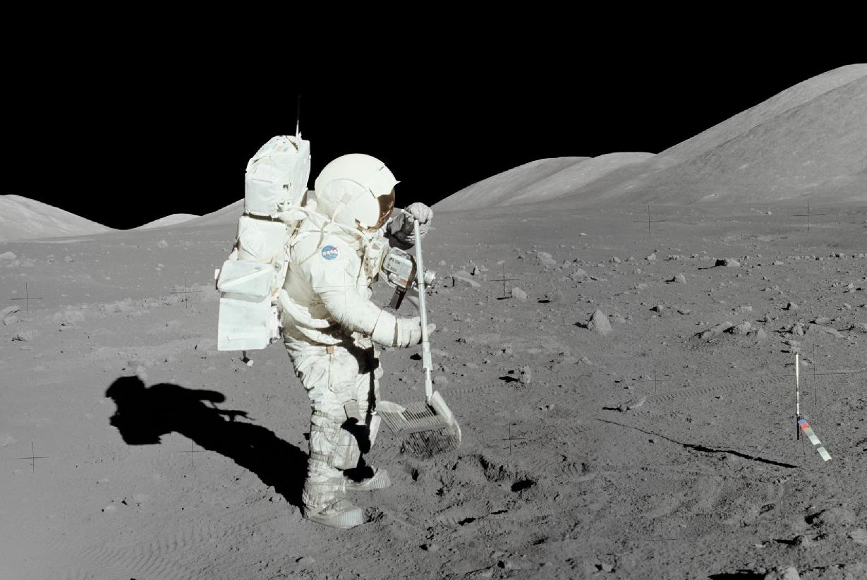 Detalhe de foto panorâmica tirada pela tripulação da Apollo 17 (32 votos)