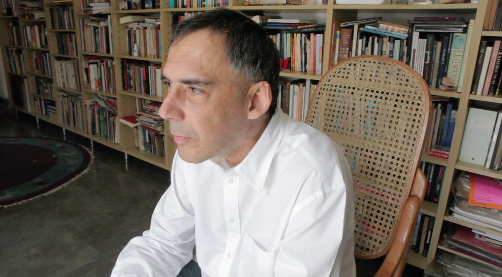 Arnaldo Antunes fala sobre novo disco, literatura e política