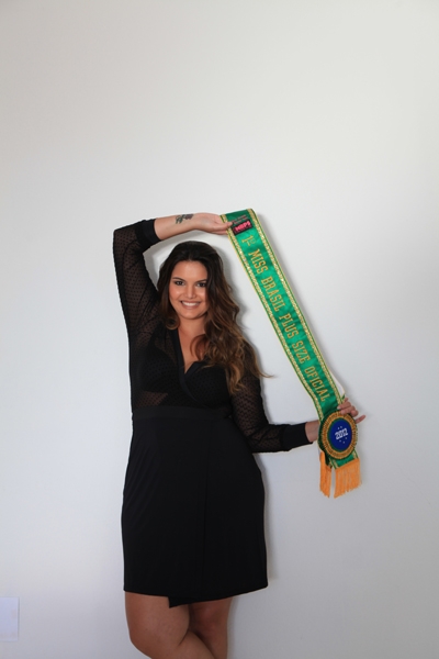 Cléo Fernandes, a Miss Brasil Plus Size