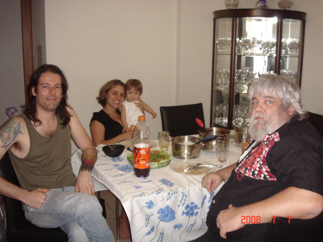 Gustavo Vasquez e Miranda almoçando na Nobre residência