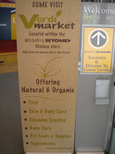 Setor só de produtos organicos numa grande loja de departamentos