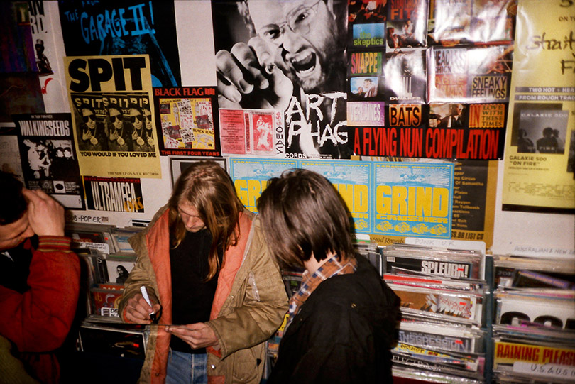 Experiencing Nirvana: Grunge in Europe, 1989