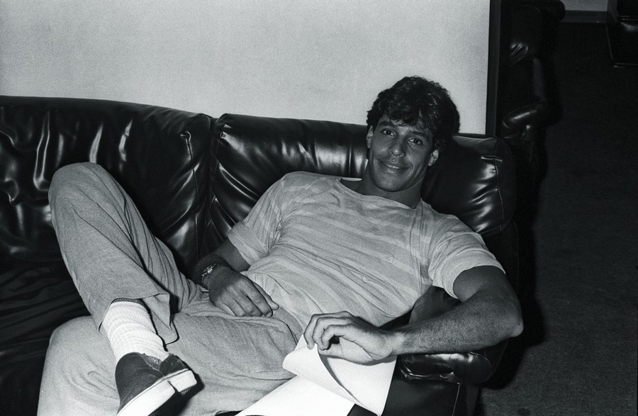 Na sala de atores da Globo, em 1990