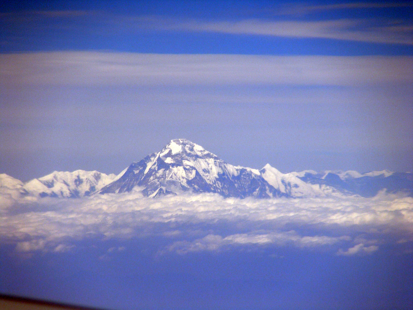 Videocast _ vista aérea do himalaia entre a Índia e o Nepal
