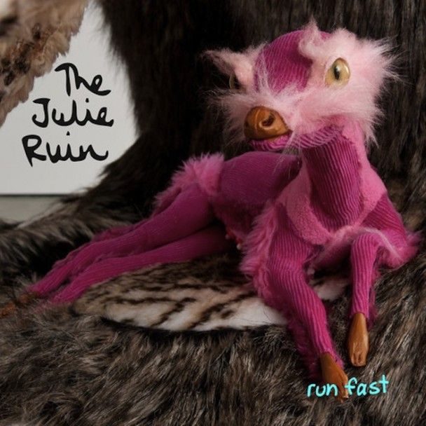 Capa do disco do The Julie Ruin