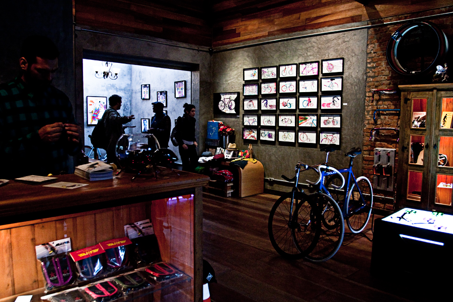 Loja Tag and Juice, na Vila Madalena, dedicada a cultura das bicicletas fixed gear