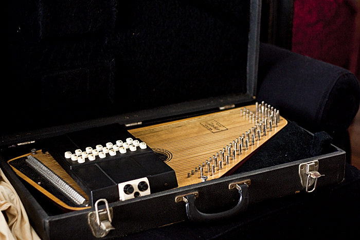 A harpa vai estar à venda, e foi usada por Rita em muitos shows e gravações