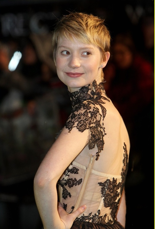 Mia Wasikowska