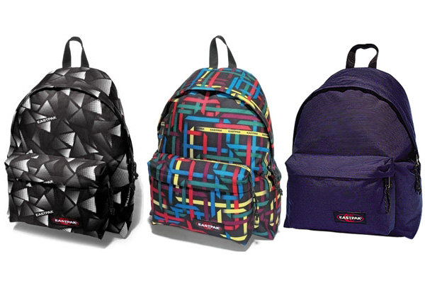 Pra compor um look street, uma mochila não pode faltar. O modelo da Eastpak custa de R$ 130 a R$ 170 + frete