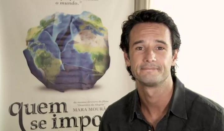 Rodrigo Santoro é o narrador do filme