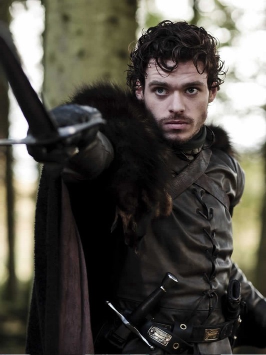 Richard Madden - Ator escocês que faz o irmão do bonitão anterior em Game of Thrones e que também participa da série Sirens