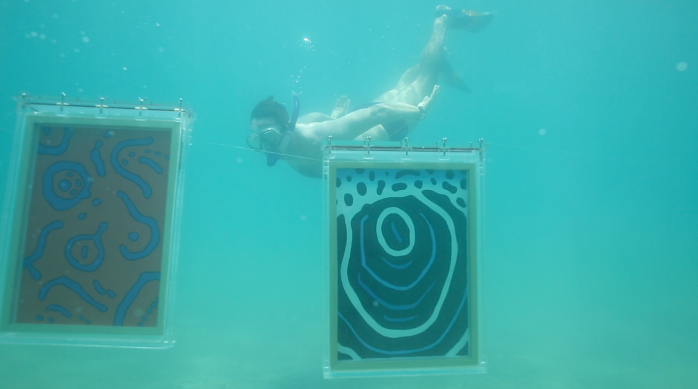 8 pés: arte inspirada no mar e exposta lá no fundo do Oceano