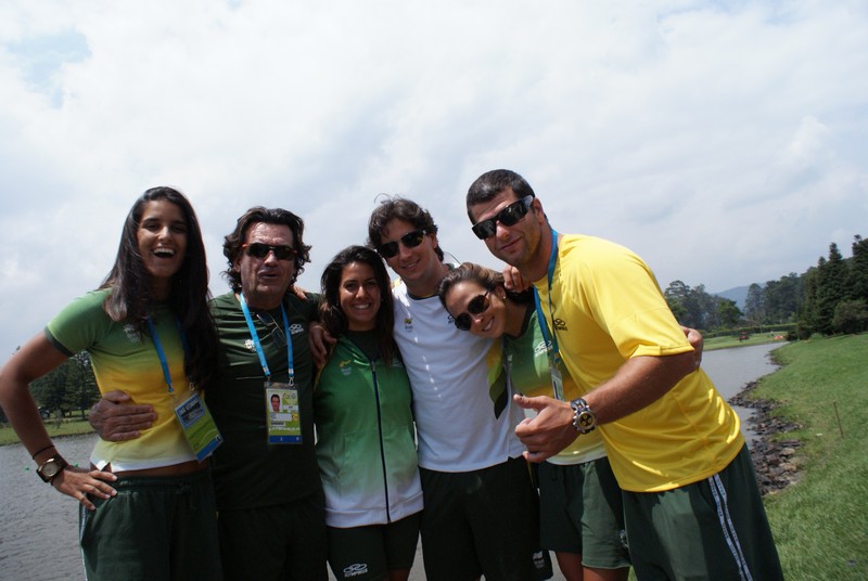 Da esquerda para a direita: Teca Lobato, Rafael Negrão, Juliana Negrão, Caio Simioni, Camilla Ortenblad, Marcelo Giardi