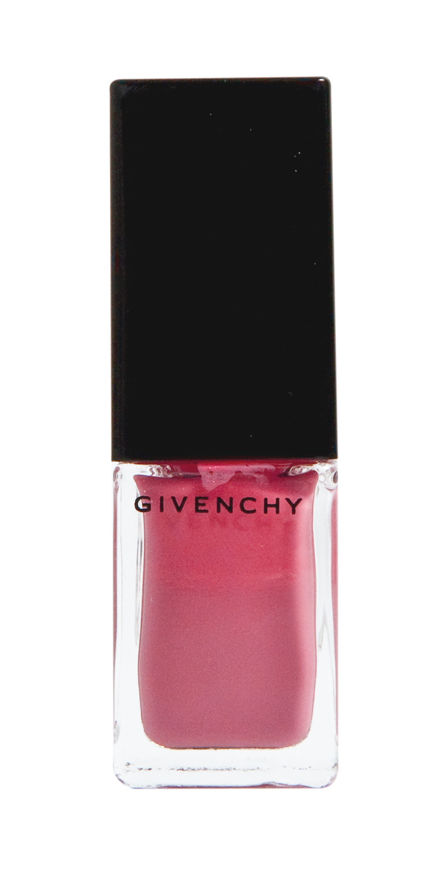5. Esmalte Givenchy “Gosto de mudar a cor das unhas.”