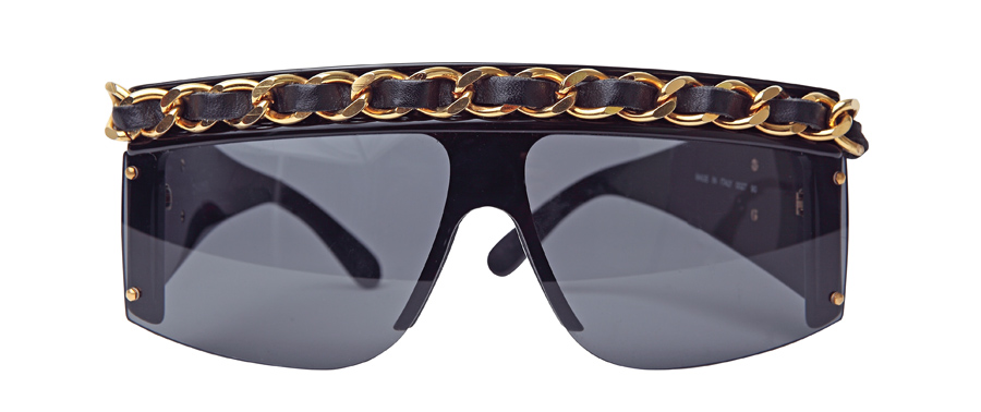 6. Óculos Chanel “São importantes para a composição de um look. Este é raro.”