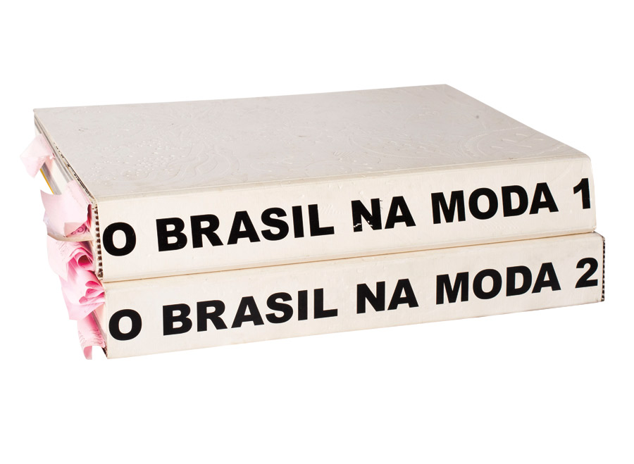 Livros O Brasil na Moda 1 e 2:  “Eu leio e vejo meu pai falando, é a cara dele.”