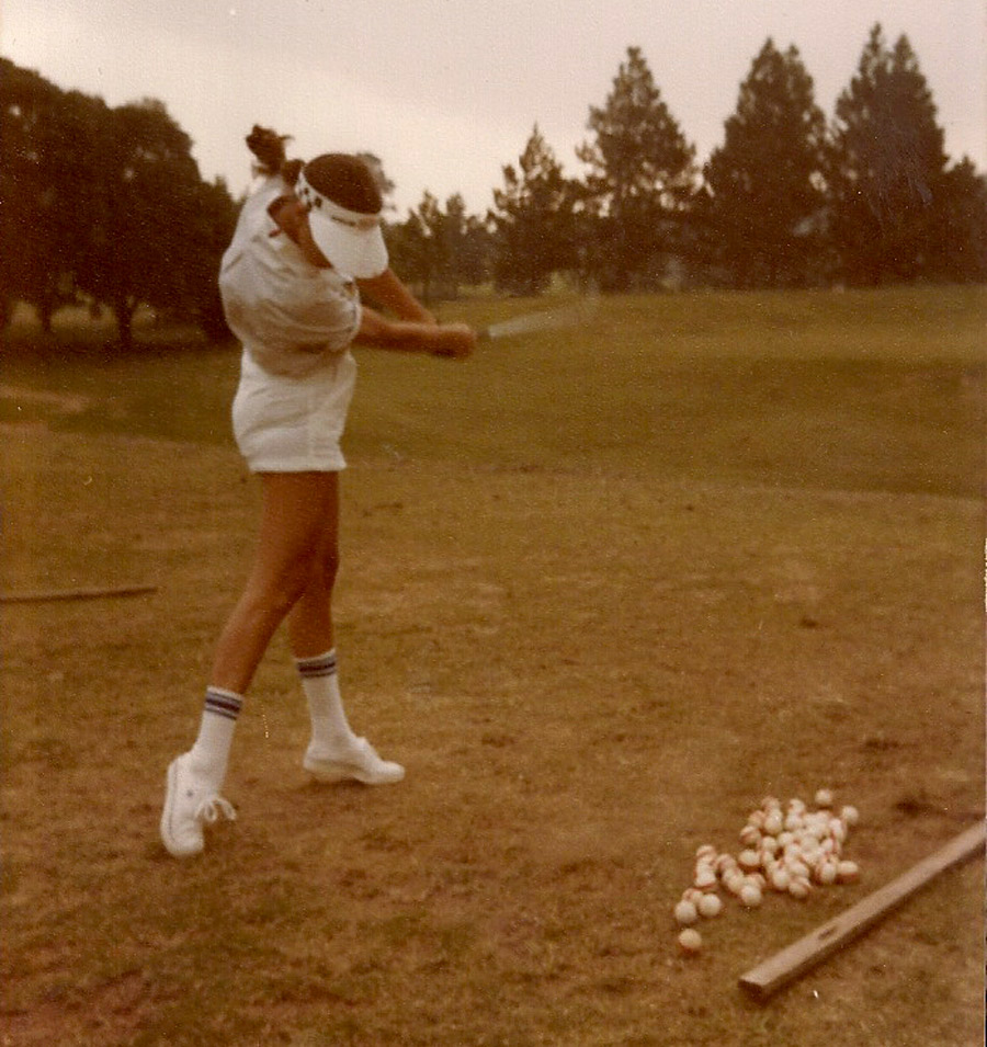 Esporte favorito: Mary  no São Fernando Golf Club, em Cotia (SP). Até entrar na USP, em 1989, ela treinava três vezes por semana