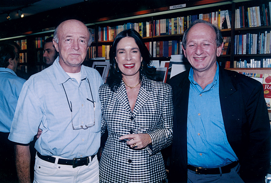 Com o imortal José Murilo de Carvalho e o editor Cláudio Rothmuller no lançamento do livro Revisão do Paraíso