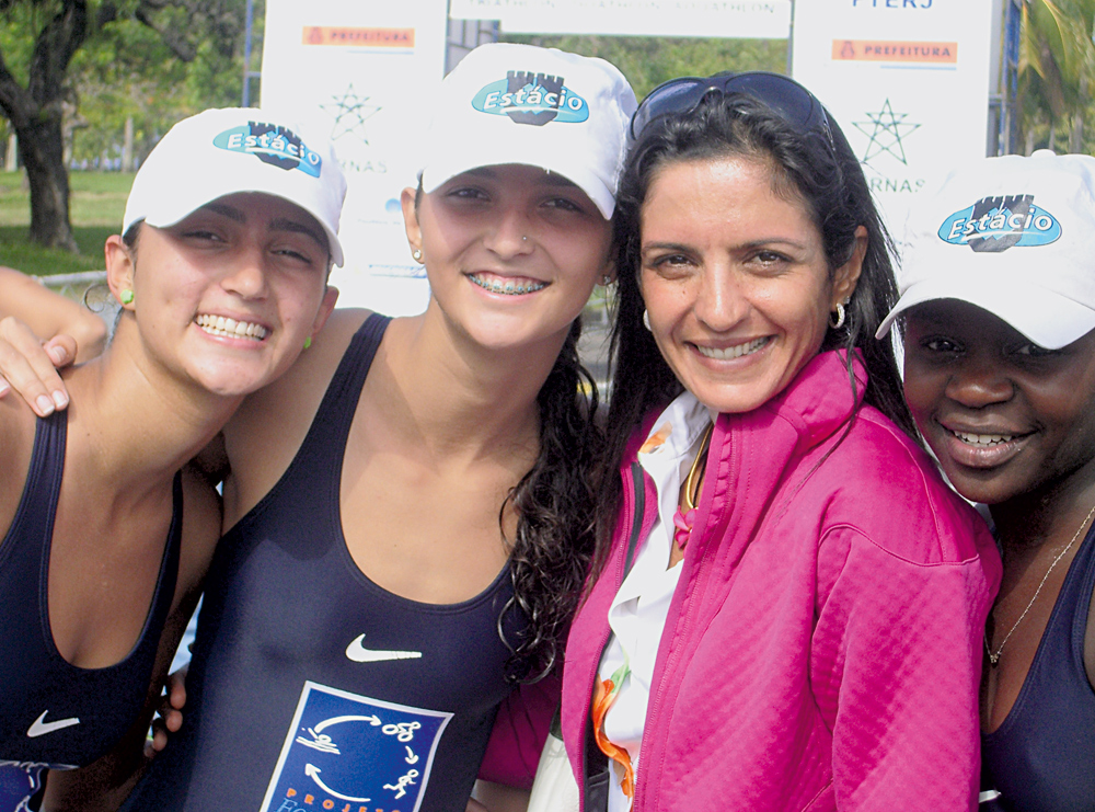 2007 “O Instituto Fernanda Keller, projeto social que existe desde 2001, fez parceria com a Universidade Estácio de Sá. Ver as meninas se formando é como vencer dez Ironmans!”