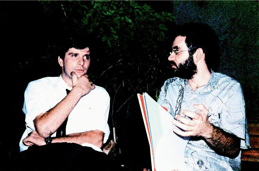 Junto com o  amigo Renato Russo,  em Brasília, em 1990