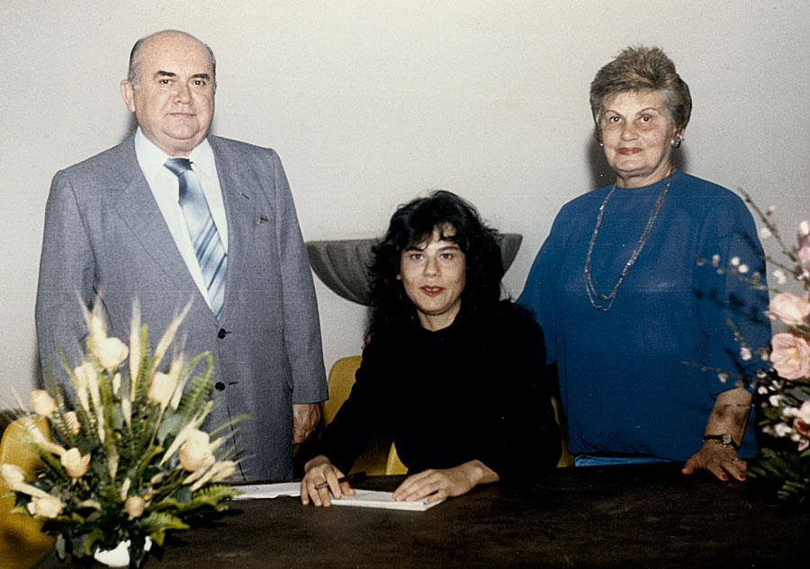 Com os pais  no lançamento de Nicarágua Nicaraguita,  três anos  antes da morte da mãe