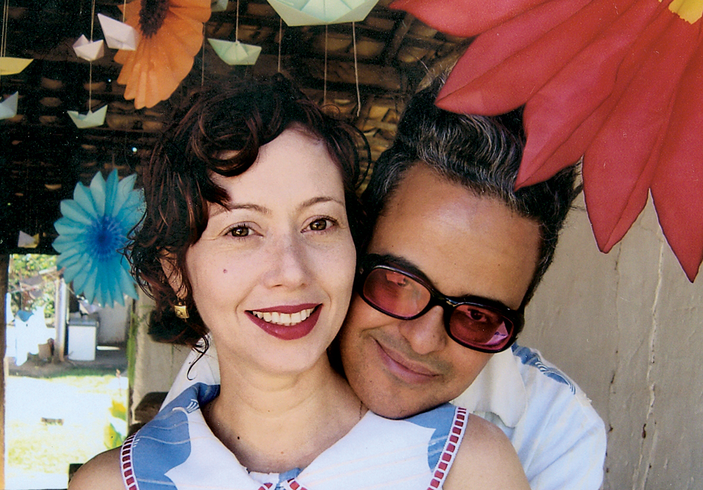 Com a mulher, Ivana, na fazenda da família, em Montes Claros (MG), em 2004