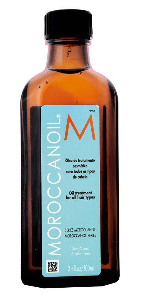 No escuro - “Uso o óleo da Moroccanoil como tratamento noturno para o cabelo. Durmo com ele e, quando acordo, lavo. É bem hidratante”