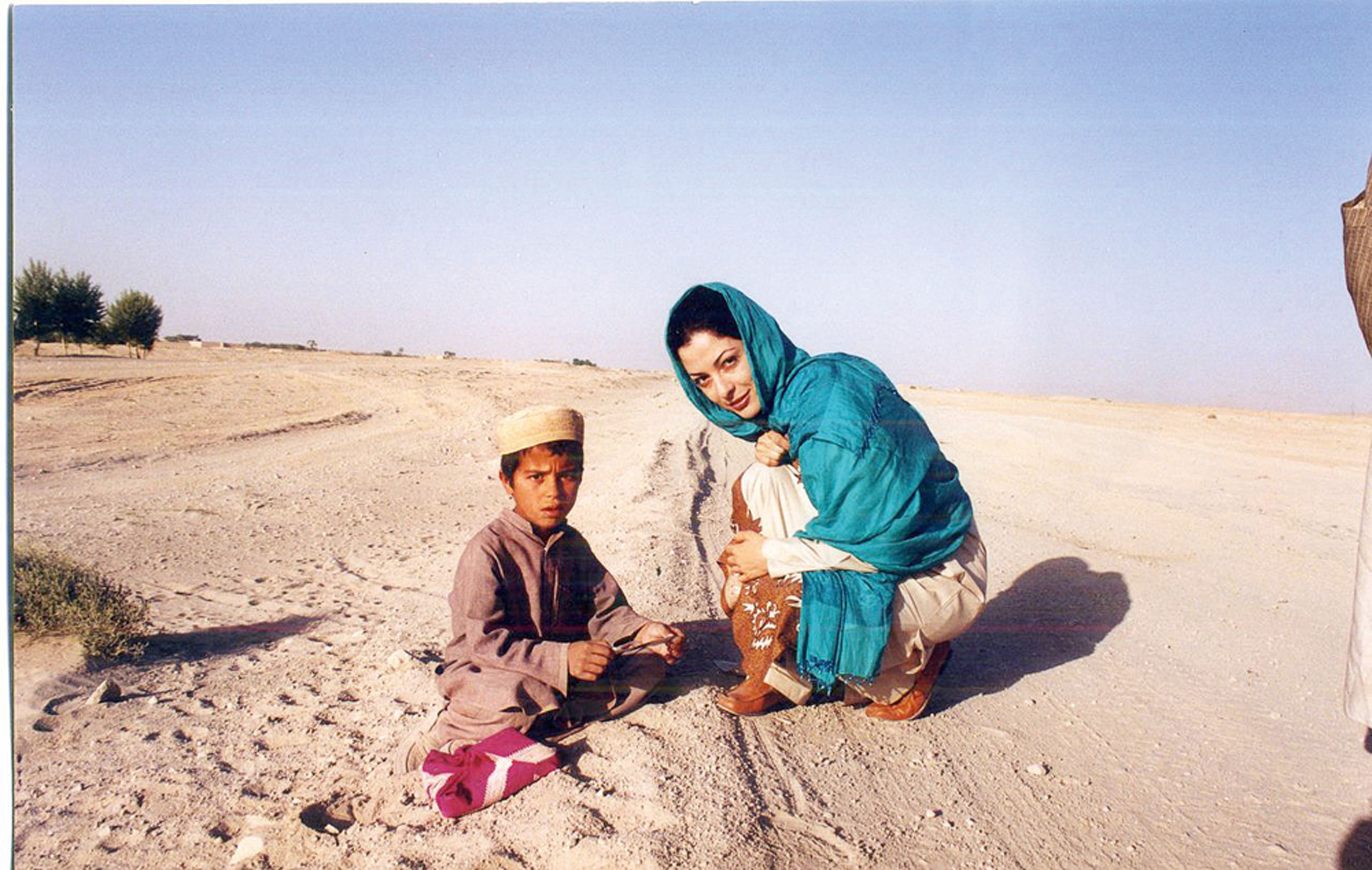 Em 2000, no Afeganistão, com menino que nunca tinha visto uma mulher sem burca