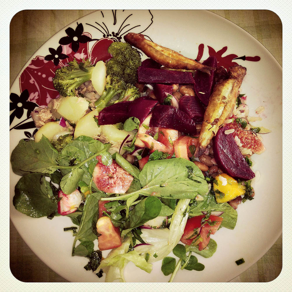 12:30 “No almoço, salada e carne magra. Sempre que posso, almoço em casa: cozinhar é um hobby.”