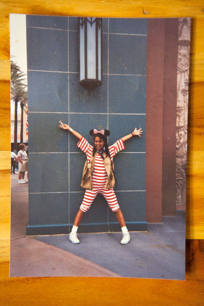 Trabalhando para a revista Capricho na Disney, em 1991