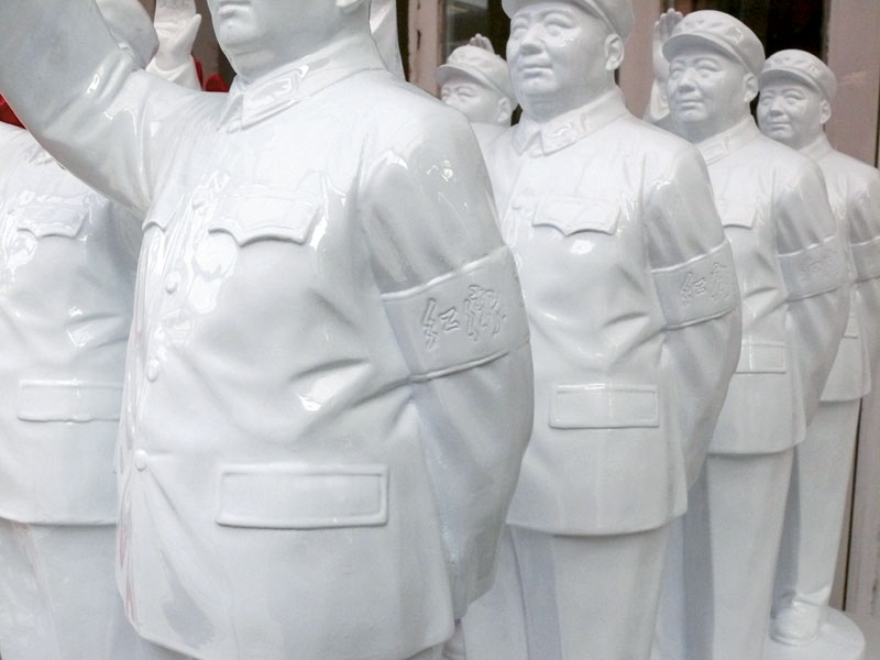 Esculturas de Mao Tsé-tung no Dashanzi Art District, o Soho de Pequim