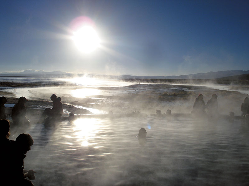 Para aliviar os pés dormentes de frio: piscinas naturais quentinhas, a 5 mil metros de altitude, na Bolívia