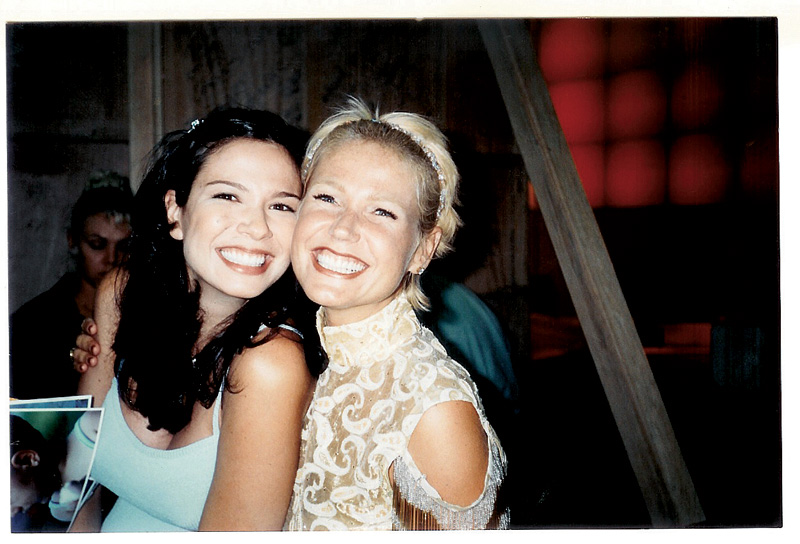 Com a amiga Xuxa, a quem deu uma das raras entrevistas durante a gravidez, em 1999
