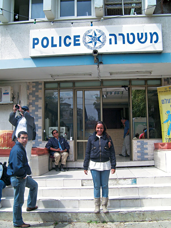 Em Israel, mês passado, onde fez um curso de policiamento comunitário em Beit Berl e deu palestra sobre a experiência no Dona Marta