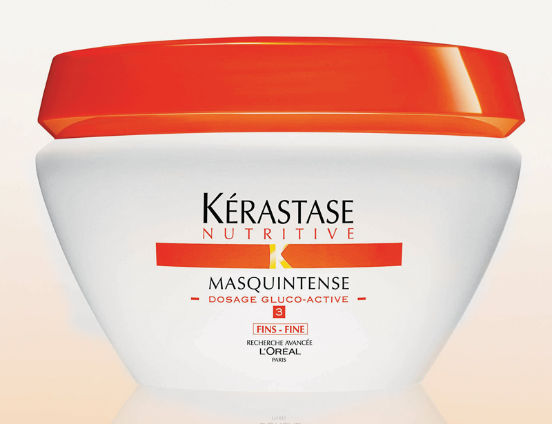 Máscara Capilar Masquintense Kérastase - Indicada para cabelos secos ou com tintura, promete deixar o cabelo hidratado, leve e brilhante. R$ 110. 0800-7017237.