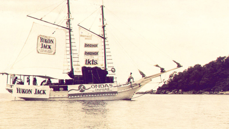 Em 1986, a Ondas Tropicais versão barco vai para Maresias, litoral de SP