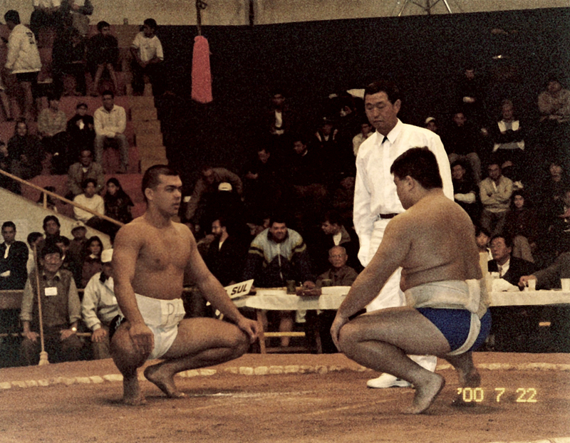 Campeonato Brasileiro de Sumô, em Tupã (SP), em 2001: Lyoto foi vice-campeão